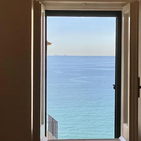 Holidaycasa Gio - In Centro Vista Mare *